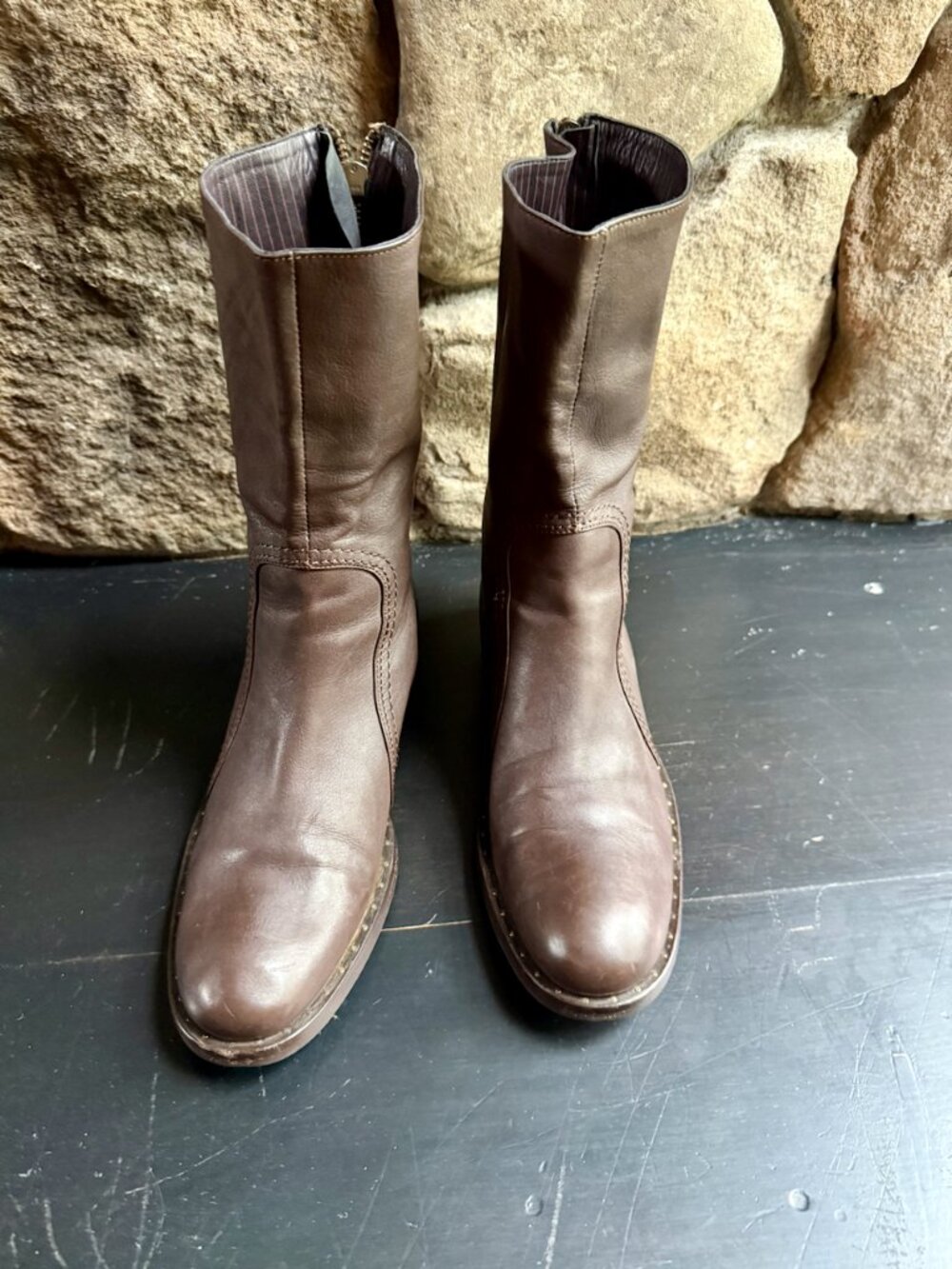 Gorgeous Accessoire Light Brown Calf-high boots, barely worn. Size 38. $95